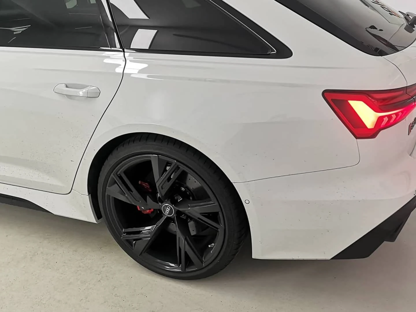 AUDI RS6 — photo 5