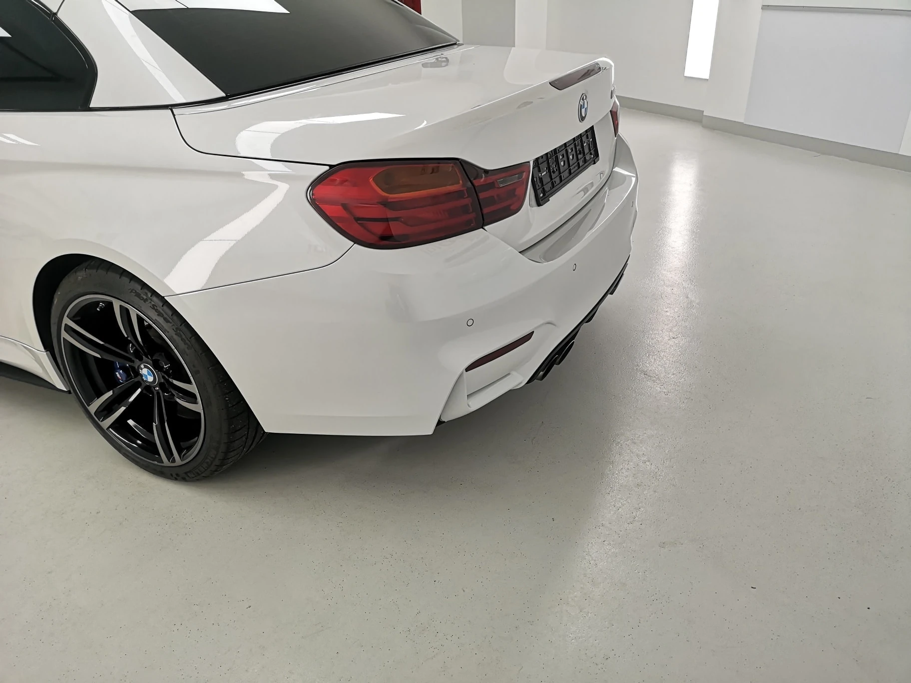 BMW M4 CABRIOLET — photo 5