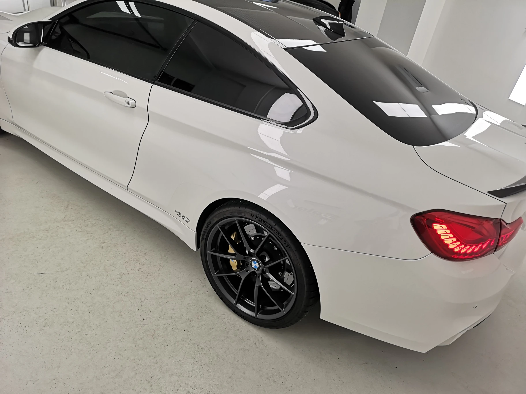 BMW M4 CS — photo 6