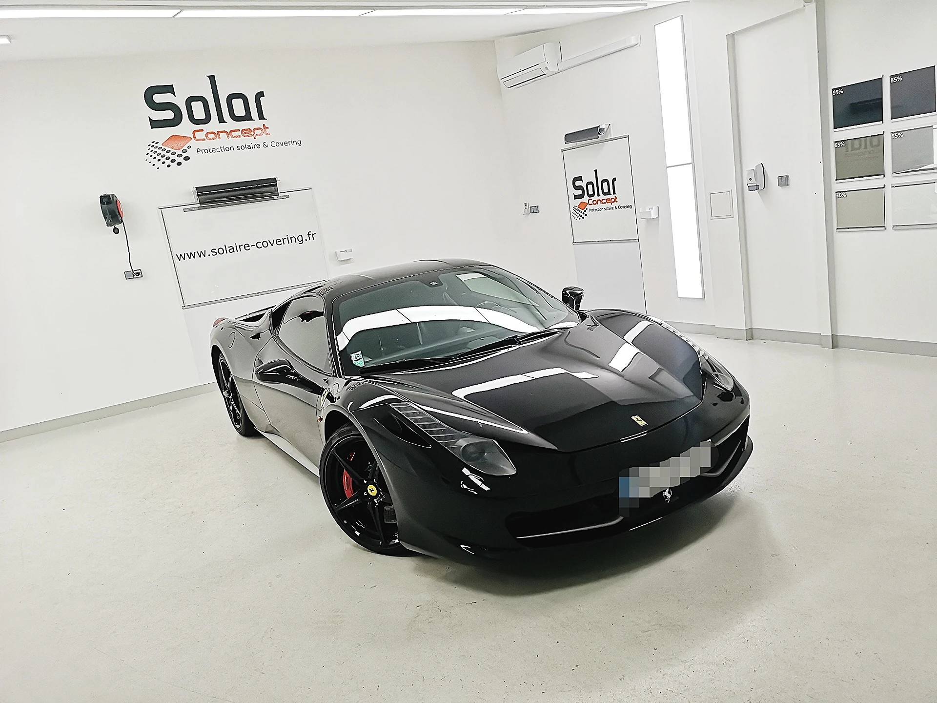 FERRARI 458 ITALIA