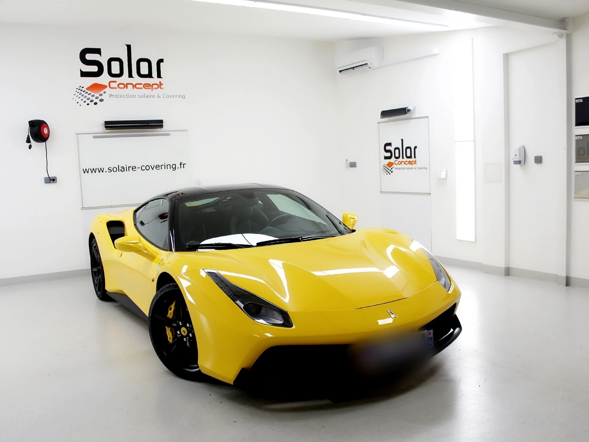 FERRARI 488 GTB GIALLO MODENA