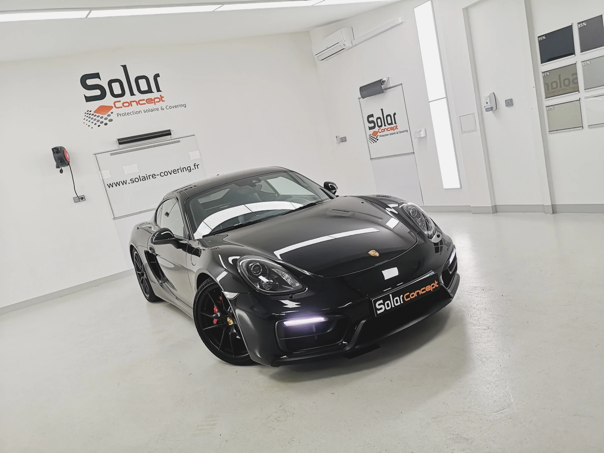PORSCHE CAYMAN GTS